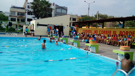 Piscina Municipal de Santa Anita