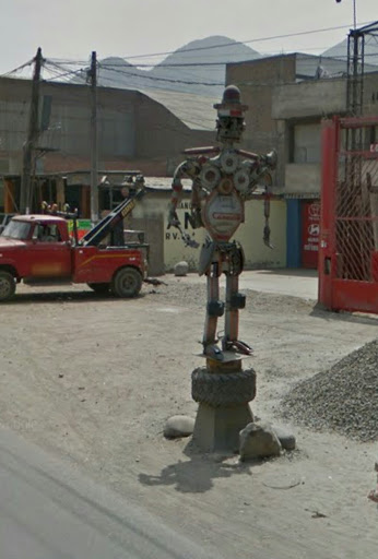 Escultura de Robot