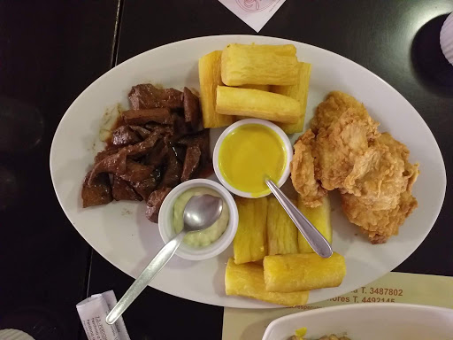 Sabores Peruanos