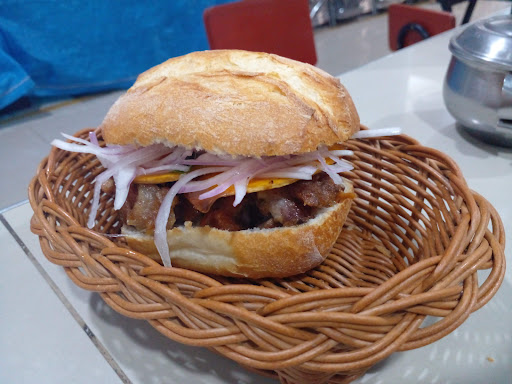 Chicharronería El Tío Glenn
