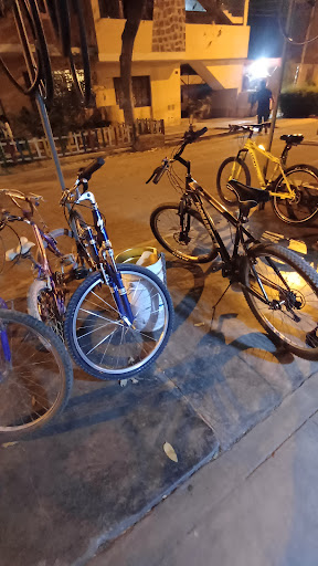 TALLER DE BICICLETAS