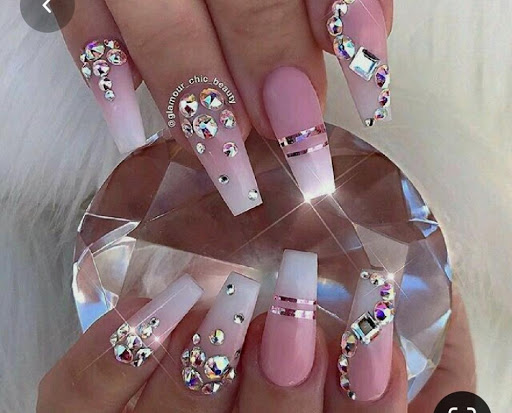 MOON SALON & SPA